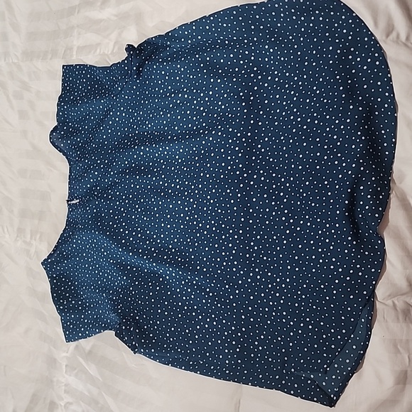 Ambriz Pleat Front Detail Blouse - Picture 3 of 10